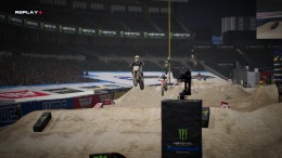   Monster Energy Supercross - The Official Videogame 6