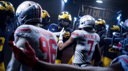 ����������� ���� EA SPORTS College Football 27